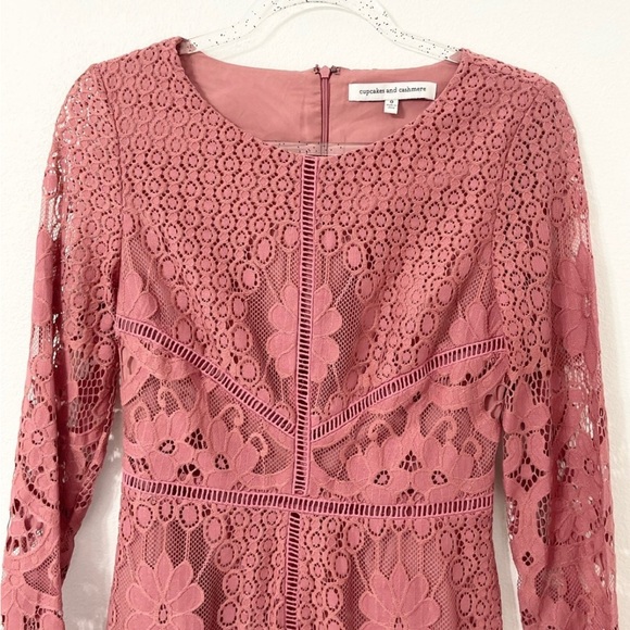 Cupcakes & Cashmere Pink Long Sleeve Sheath Dress - Picture 5 of 6